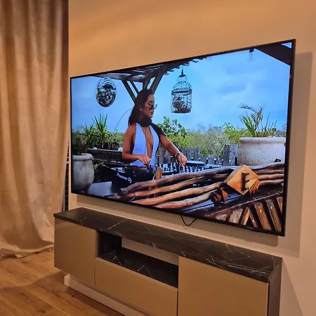 Apartment Ceglana Park - Prywatny Parking - Piekne Osiedle - Nowe Luksusowe Mieszkanie Z Biurkiem Katowice