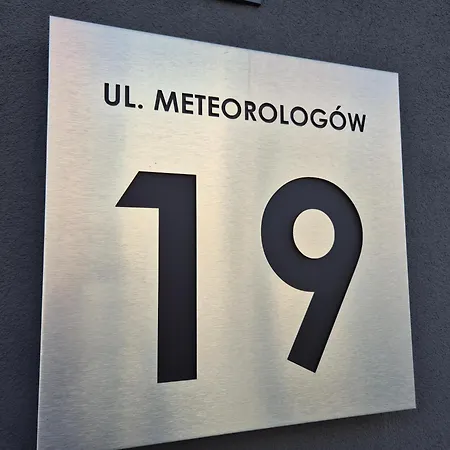 Ceglana Park - Prywatny Parking - Piekne Osiedle - Nowe Luksusowe Mieszkanie Z Biurkiem Апартаменты *