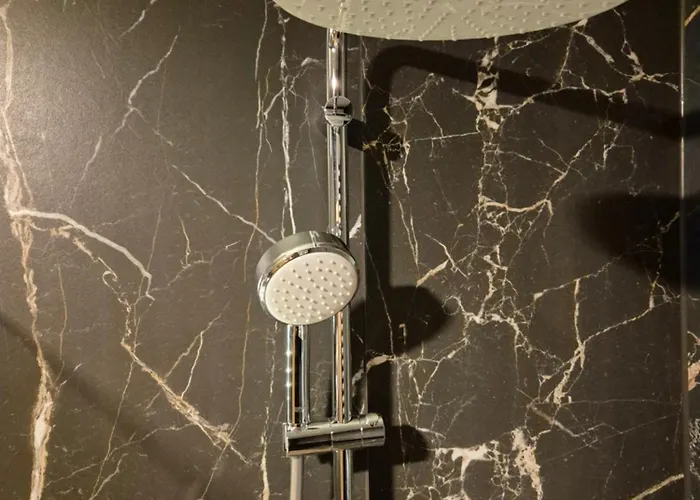 Ceglana Park - Prywatny Parking - Piekne Osiedle - Nowe Luksusowe Mieszkanie Z Biurkiem Lejlighed *