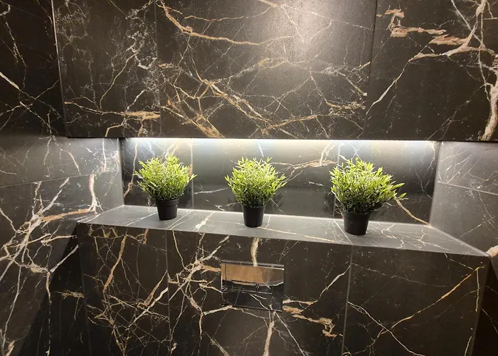 Ceglana Park - Prywatny Parking - Piekne Osiedle - Nowe Luksusowe Mieszkanie Z Biurkiem *