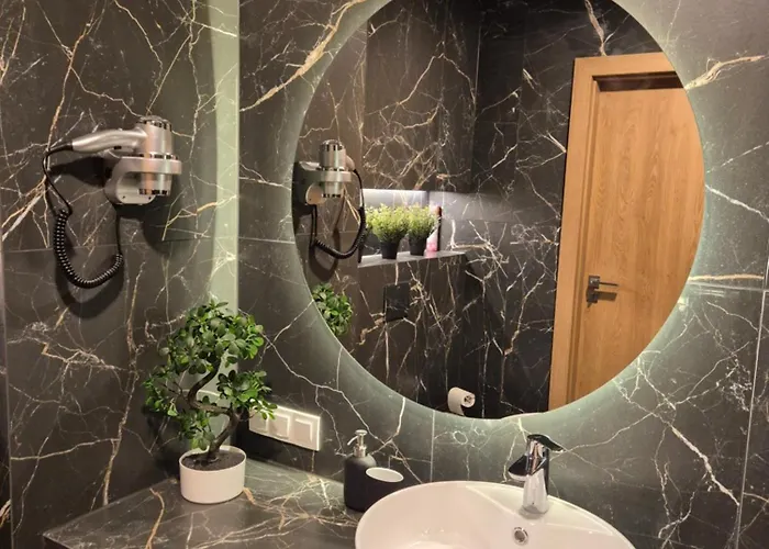 Ceglana Park - Prywatny Parking - Piekne Osiedle - Nowe Luksusowe Mieszkanie Z Biurkiem Katowice